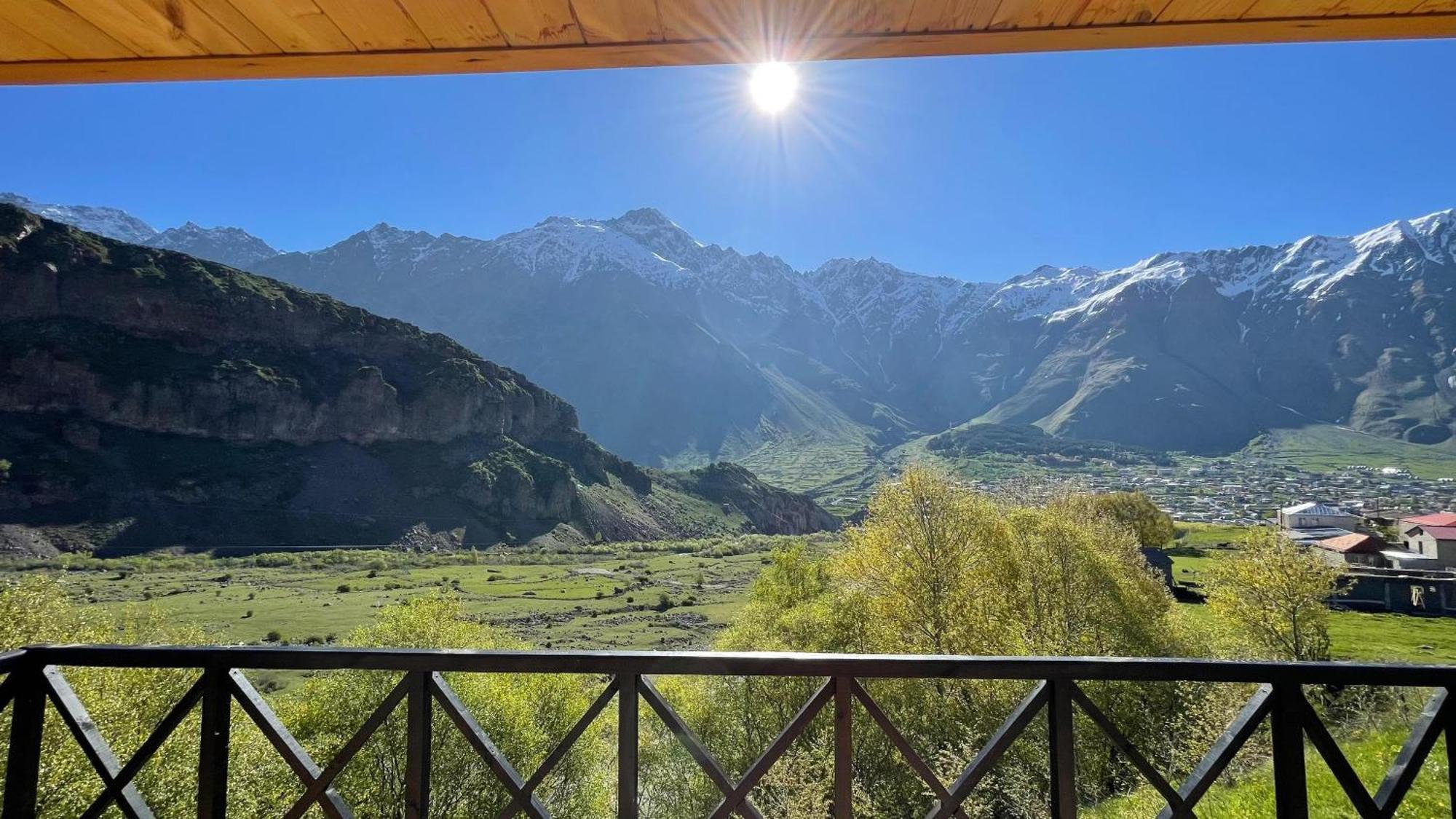 View Villa Kasbegi Buitenkant foto